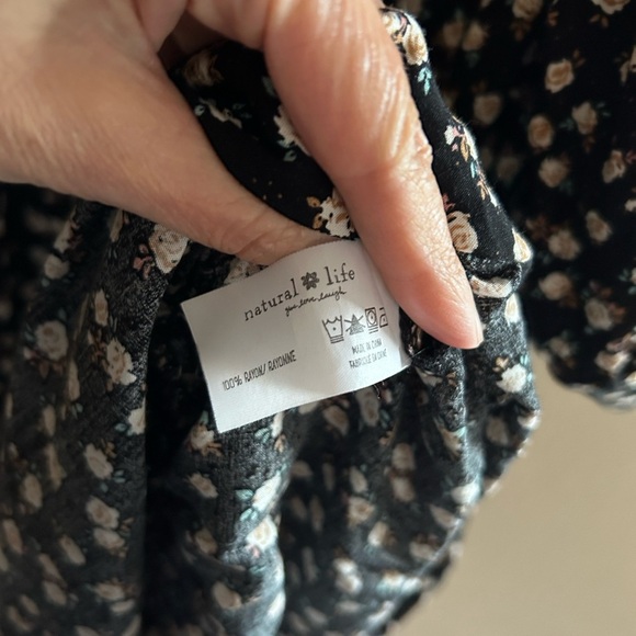 Natural Life Rebecca Boho black Floral Tiered shirt Midi maxi Dress L​ - Picture 5 of 14